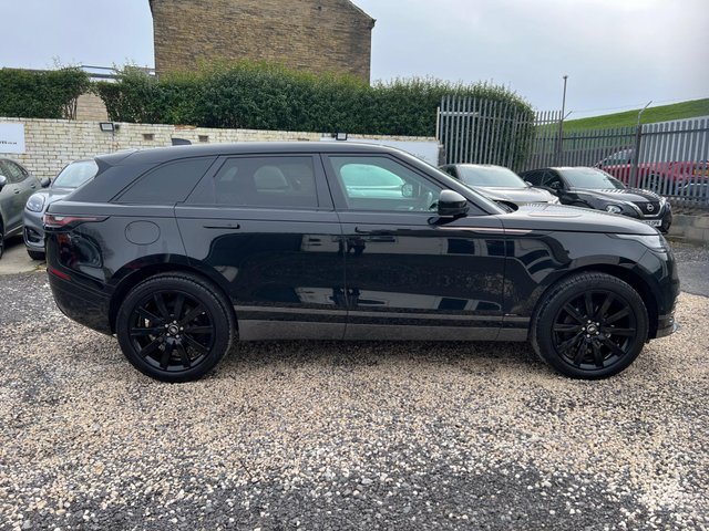 View our LAND ROVER RANGE ROVER VELAR