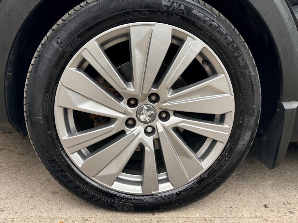 USED 2018 18 PEUGEOT 5008 1.6 THP GT Line Premium SUV 5dr Petrol EAT Euro 6 (s/s) (165 ps) PAN ROOF+360 CAMERA+APP CARPLAY+7S