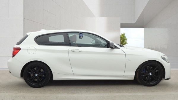 View our BMW 1 SERIES