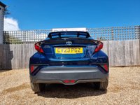 USED 2023 23 TOYOTA C-HR 1.8 VVT-h GPF Icon SUV 5dr Petrol Hybrid CVT Euro 6 (s/s) (122 ps) *** WE OFFER FINANCE ON THIS CAR ***