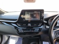 USED 2023 23 TOYOTA C-HR 1.8 VVT-h GPF Icon SUV 5dr Petrol Hybrid CVT Euro 6 (s/s) (122 ps) *** WE OFFER FINANCE ON THIS CAR ***