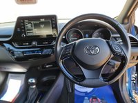 USED 2023 23 TOYOTA C-HR 1.8 VVT-h GPF Icon SUV 5dr Petrol Hybrid CVT Euro 6 (s/s) (122 ps) *** WE OFFER FINANCE ON THIS CAR ***