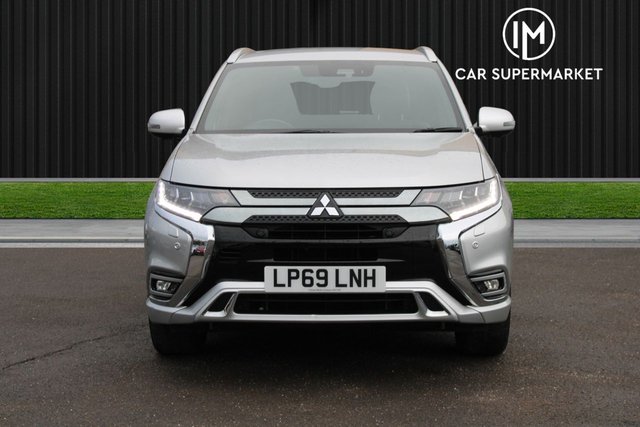 View our Mitsubishi Outlander 2.4h TwinMotor 13.8kWh 4hs SUV 5dr Petrol Plug-in Hybrid CVT 4WD Euro 6 (s/s) (209 ps)