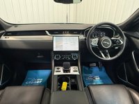 USED 2023 23 JAGUAR F-PACE 2.0 P400e 19.3kWh R-Dynamic SE Black SUV 5dr Petrol Plug-in Hybrid Auto AWD 404 bhp 