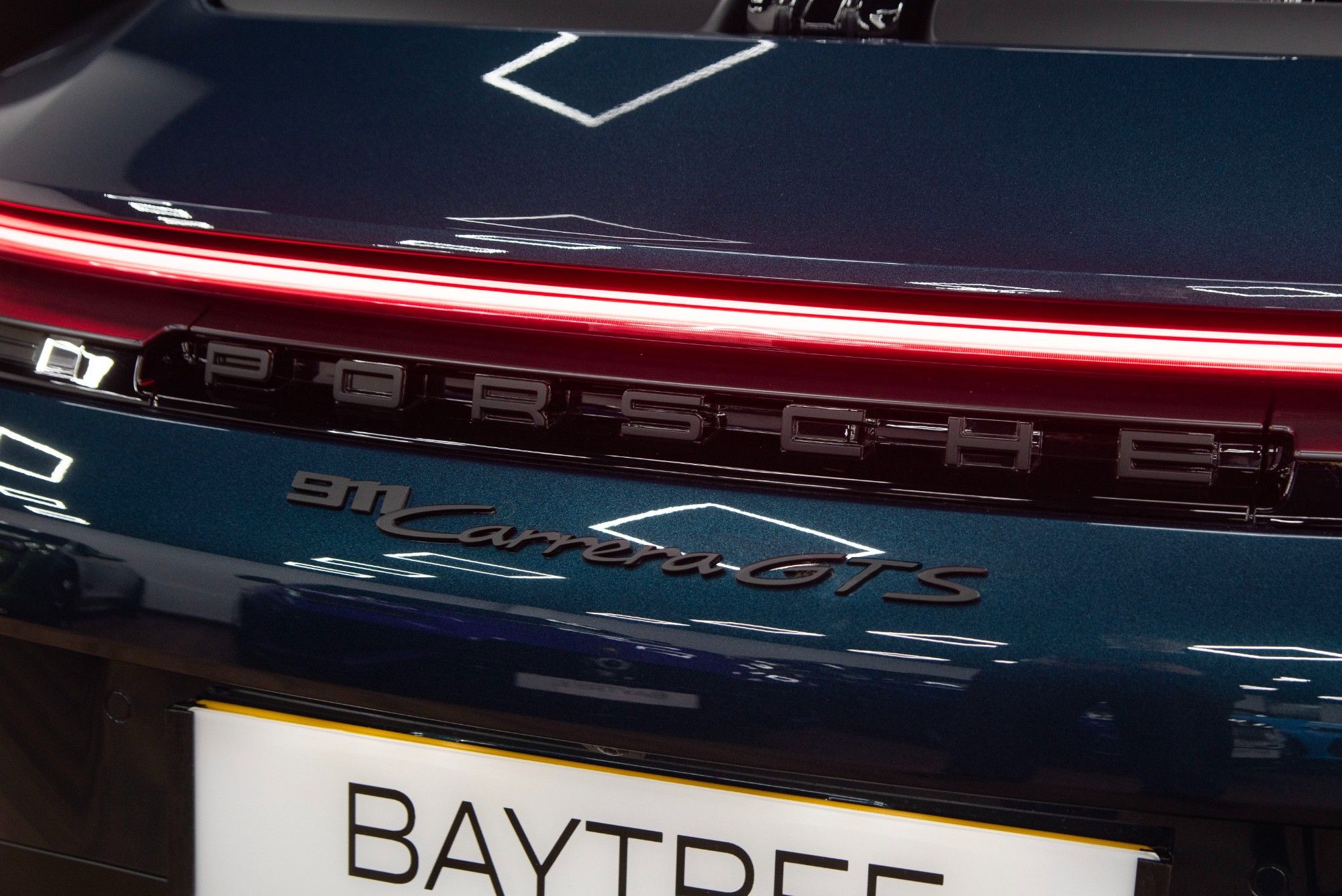 USED 2026 26 PORSCHE 911 3.6 T-Hybrid 992 Carrera GTS 