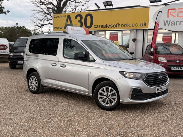 View our FORD TOURNEO CONNECT
