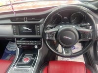 USED 2015 65 JAGUAR XF 2.0d R-Sport Saloon 4dr Diesel Auto Euro 6 (s/s) (180 ps) JAGUAR SAT-NAV SYSTEM , HEATED FRONT LEATHER SEATS: