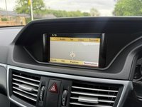 USED 2011 11 MERCEDES-BENZ E CLASS 3.0 E350 CDI V6 BlueEfficiency Avantgarde G-Tronic Euro 5 4dr FSH SATNAV LEATHER LOW MILES