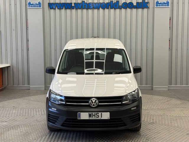 VOLKSWAGEN CADDY MAXI at White Hire and Sales (WHS World)