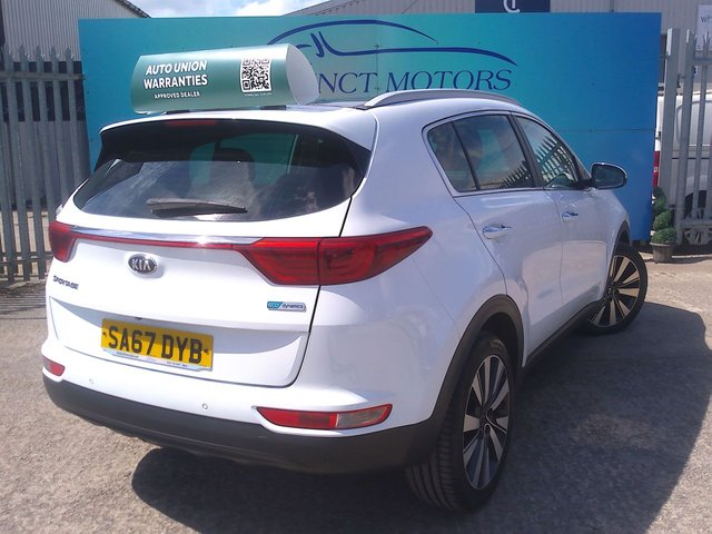 View our KIA SPORTAGE