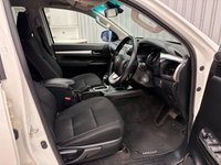 USED 2023 73 TOYOTA HI-LUX 2.4 D-4D 150 BHP ICON D/CAB PICKUP 4WD AUTOMATIC (EURO 6) 