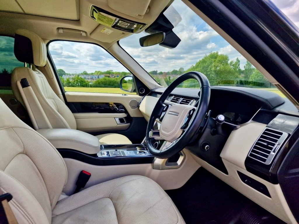 USED 2019 69 LAND ROVER RANGE ROVER 3.0 SD V6 Vogue SUV 5dr Diesel Auto 4WD Euro 6 (s/s) (275 ps) FINANCE AVAILABLE