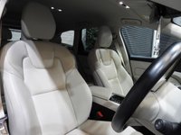 USED 2021 21 VOLVO XC60 2.0 B5 MHEV Momentum SUV 5dr Petrol Hybrid Auto Euro 6 (s/s) (250 ps) ONLY 41K FROM NEW A/C VAT Q