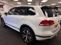 USED 2016 65 VOLKSWAGEN TOUAREG 3.0 TDI V6 BlueMotion Tech R-Line SUV 5dr Diesel Tiptronic 4WD Euro 6 (s/s) (262 ps) UK DELIVERY FLAT FEE &pound;250 (SUBJECT TO DEAL) *OVER 100 IMAGES ON OUR WEBSITE*BESPOKE FINANCE ARRANGED*PART EXCHANGE WELCOME*ALL VEHICLES HPI CLEAR