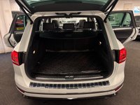 USED 2016 65 VOLKSWAGEN TOUAREG 3.0 TDI V6 BlueMotion Tech R-Line SUV 5dr Diesel Tiptronic 4WD Euro 6 (s/s) (262 ps) UK DELIVERY FLAT FEE &pound;250 (SUBJECT TO DEAL) *OVER 100 IMAGES ON OUR WEBSITE*BESPOKE FINANCE ARRANGED*PART EXCHANGE WELCOME*ALL VEHICLES HPI CLEAR