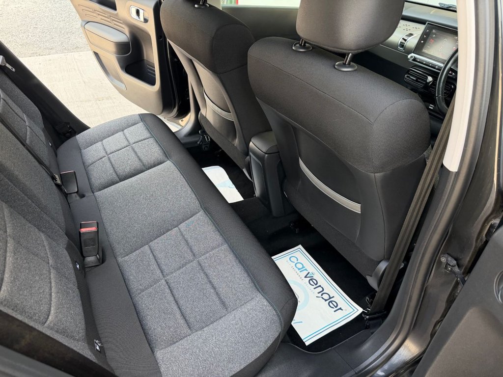 USED 2018 68 CITROEN C4 CACTUS 1.2 PureTech GPF Flair Hatchback 5dr Petrol Manual Euro 6 (s/s) (110 ps) 7 Services|SatNav|Rear & Front Sensors|Apple CarPlay/Android Auto|
