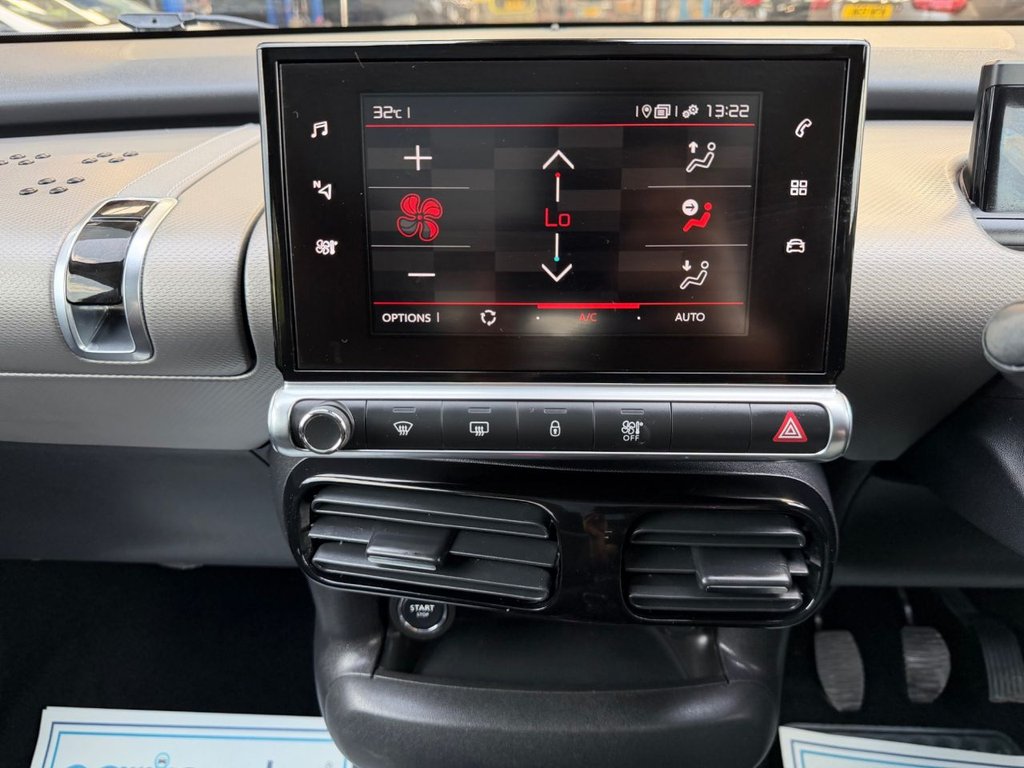 USED 2018 68 CITROEN C4 CACTUS 1.2 PureTech GPF Flair Hatchback 5dr Petrol Manual Euro 6 (s/s) (110 ps) 7 Services|SatNav|Rear & Front Sensors|Apple CarPlay/Android Auto|