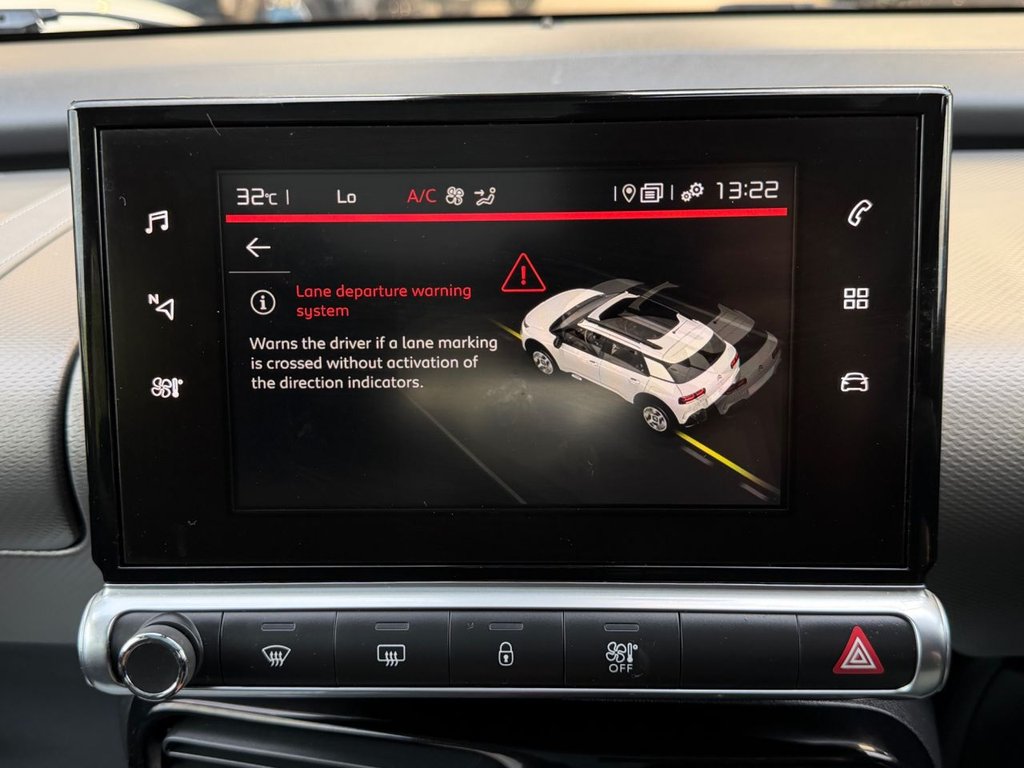 USED 2018 68 CITROEN C4 CACTUS 1.2 PureTech GPF Flair Hatchback 5dr Petrol Manual Euro 6 (s/s) (110 ps) 7 Services|SatNav|Rear & Front Sensors|Apple CarPlay/Android Auto|