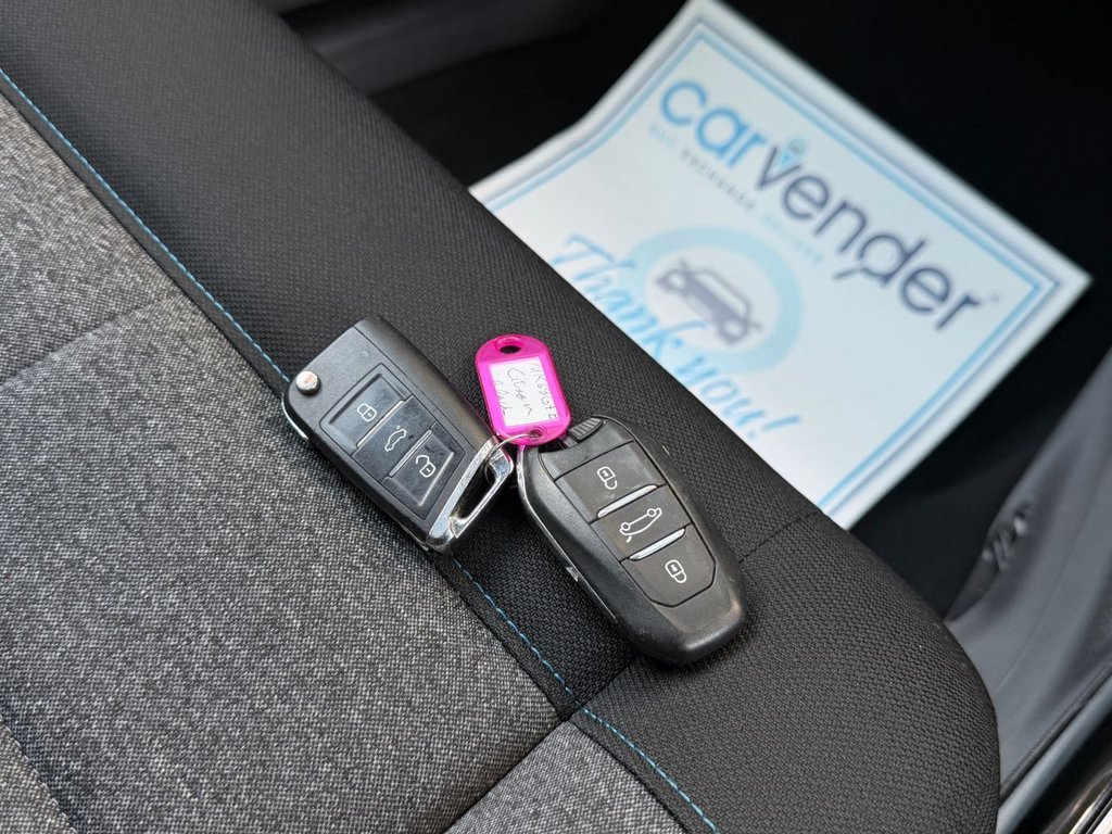 USED 2018 68 CITROEN C4 CACTUS 1.2 PureTech GPF Flair Hatchback 5dr Petrol Manual Euro 6 (s/s) (110 ps) 7 Services|SatNav|Rear & Front Sensors|Apple CarPlay/Android Auto|