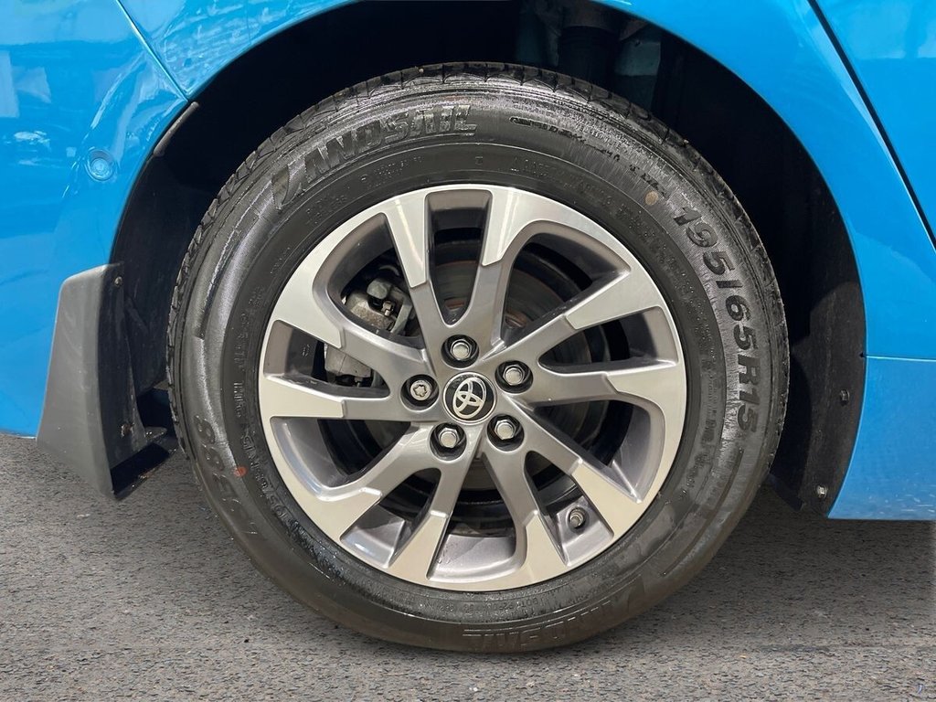 USED 2018 18 TOYOTA PRIUS 1.8 VVT 8.8kWh Excel Hatchback 5dr Petrol Plug-in Hybrid CVT Euro 6 (s/s) (122 ps) HEATED FRONT SEATS