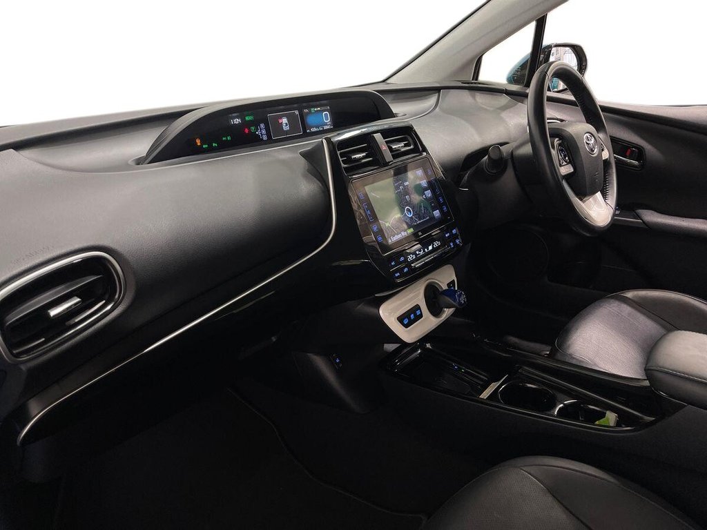 USED 2018 18 TOYOTA PRIUS 1.8 VVT 8.8kWh Excel Hatchback 5dr Petrol Plug-in Hybrid CVT Euro 6 (s/s) (122 ps) HEATED FRONT SEATS
