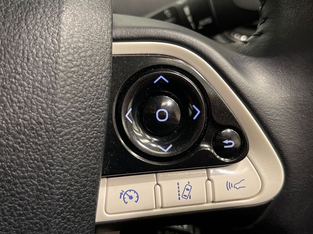 USED 2018 18 TOYOTA PRIUS 1.8 VVT 8.8kWh Excel Hatchback 5dr Petrol Plug-in Hybrid CVT Euro 6 (s/s) (122 ps) HEATED FRONT SEATS