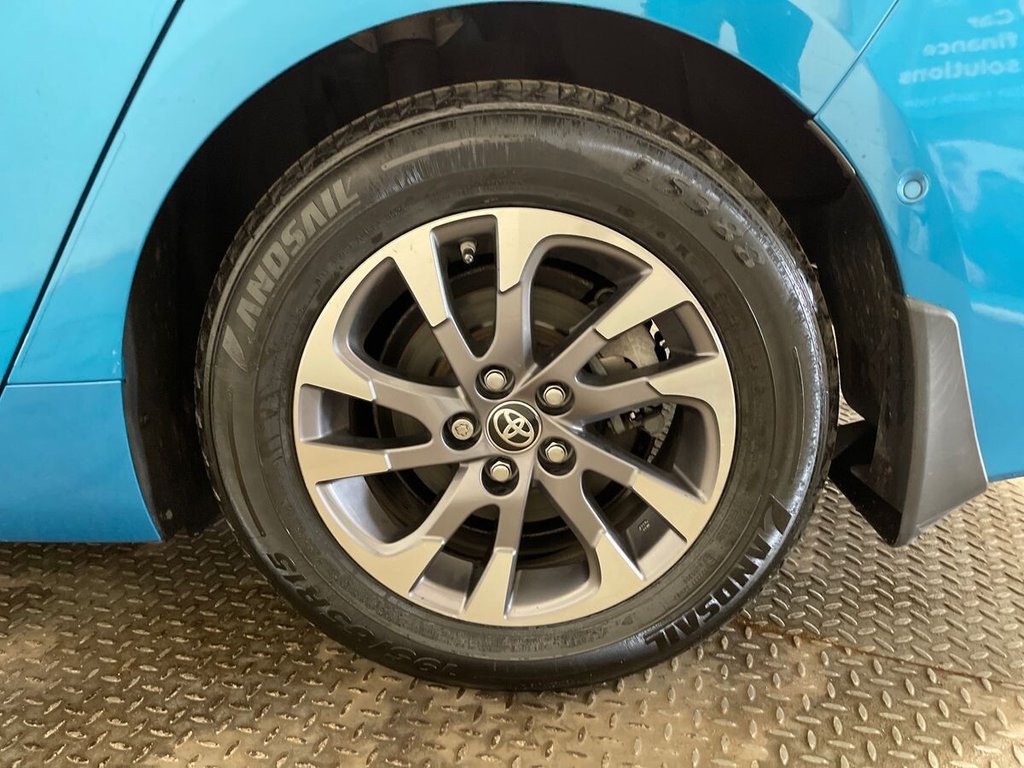 USED 2018 18 TOYOTA PRIUS 1.8 VVT 8.8kWh Excel Hatchback 5dr Petrol Plug-in Hybrid CVT Euro 6 (s/s) (122 ps) HEATED FRONT SEATS