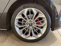 USED 2021 70 FORD FOCUS 1.0T EcoBoost ST-Line X Hatchback 5dr Petrol Auto Euro 6 (s/s) (125 ps) wireless accessory charging pad