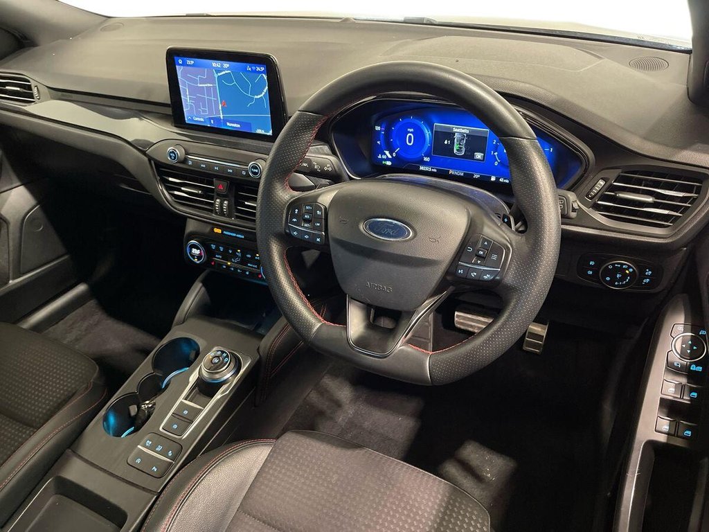 USED 2021 70 FORD FOCUS 1.0T EcoBoost ST-Line X Hatchback 5dr Petrol Auto Euro 6 (s/s) (125 ps) wireless accessory charging pad