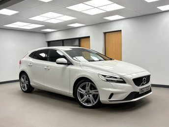 View our VOLVO V40