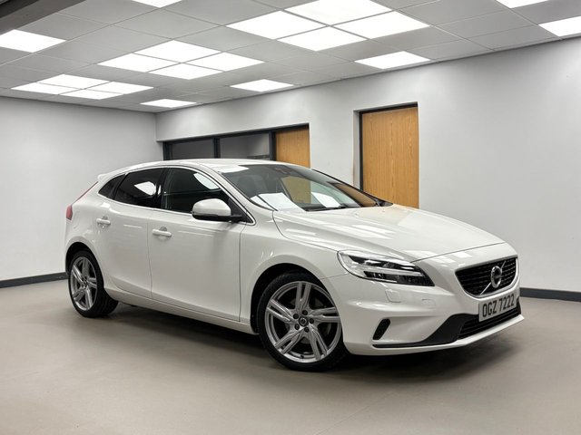 View our VOLVO V40