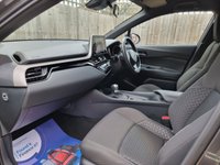 USED 2023 23 TOYOTA C-HR 1.8 VVT-h GPF Icon SUV 5dr Petrol Hybrid CVT Euro 6 (s/s) (122 ps) ** WE OFFER FINANCE ON THIS CAR **