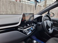 USED 2023 23 TOYOTA C-HR 1.8 VVT-h GPF Icon SUV 5dr Petrol Hybrid CVT Euro 6 (s/s) (122 ps) ** WE OFFER FINANCE ON THIS CAR **