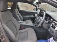 USED 2023 23 TOYOTA C-HR 1.8 VVT-h GPF Icon SUV 5dr Petrol Hybrid CVT Euro 6 (s/s) (122 ps) ** WE OFFER FINANCE ON THIS CAR **