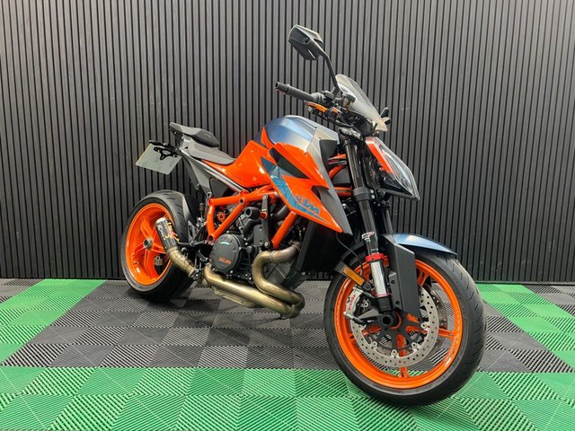 View our KTM 1290 Super Duke R