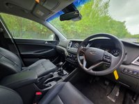 USED 2016 16 HYUNDAI TUCSON 1.7 CRDi Blue Drive Premium SUV 5dr Diesel Manual Euro 6 (s/s) (116 ps) Parking Sensors - Front and Rear
