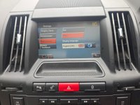USED 2011 11 LAND ROVER FREELANDER 2 2.2 SD4 HSE SUV 5dr Diesel CommandShift 4WD Euro 5 (190 ps) **CAT N** Parking Aid - Front & Rear