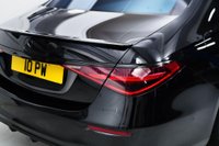 USED 2022 72 MERCEDES-BENZ S CLASS 3.0 S580eL 22kWh AMG Line (Premium) Saloon 4dr Petrol Plug-in Hybrid G-Tronic+ Euro 6 (s/s) (510 ps) MAXTON STYLING | BLACK PACK