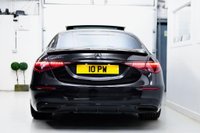 USED 2022 72 MERCEDES-BENZ S CLASS 3.0 S580eL 22kWh AMG Line (Premium) Saloon 4dr Petrol Plug-in Hybrid G-Tronic+ Euro 6 (s/s) (510 ps) MAXTON STYLING | BLACK PACK