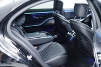 USED 2022 72 MERCEDES-BENZ S CLASS 3.0 S580eL 22kWh AMG Line (Premium) Saloon 4dr Petrol Plug-in Hybrid G-Tronic+ Euro 6 (s/s) (510 ps) MAXTON STYLING | BLACK PACK