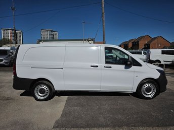 2022 MERCEDES-BENZ VITO