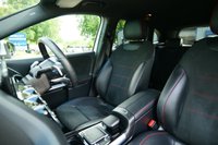 USED 2020 70 MERCEDES-BENZ GLA 1.3 GLA200 AMG Line SUV 5dr Petrol 7G-DCT Euro 6 (s/s) (163 ps) IRIDIUM SILVER METALLIC PAINTWORK + REVERSE CAMERA + HEATED SEATS