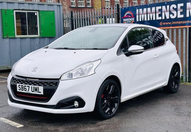 View our PEUGEOT 208
