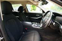 USED 2022 22 BMW 3 SERIES 2.0 330e 12kWh SE Pro Touring 5dr Petrol Plug-in Hybrid Auto Euro 6 (s/s) (292 ps) MINERAL GREY METALLIC PAINTWORK + APPLE CARPLAY + REVERSE CAMERA
