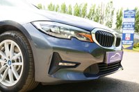 USED 2022 22 BMW 3 SERIES 2.0 330e 12kWh SE Pro Touring 5dr Petrol Plug-in Hybrid Auto Euro 6 (s/s) (292 ps) MINERAL GREY METALLIC PAINTWORK + APPLE CARPLAY + REVERSE CAMERA
