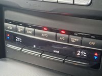 USED 2013 13 MERCEDES-BENZ E-CLASS 2.1 E220 CDI SE Saloon 4dr Diesel G-Tronic+ Euro 5 (s/s) (170 ps) 1 FORMER OWNER | 32,000 MILES