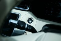 USED 2022 22 LAND ROVER RANGE ROVER VELAR 2.0 P400e 17.1kWh R-Dynamic HSE SUV 5dr Petrol Plug-in Hybrid Auto 4WD Euro 6 (s/s) (404 ps) FUJI WHITE PAINTWORK + SUNROOF + MASSAGE + OYSTER LEATHER