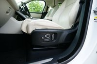 USED 2022 22 LAND ROVER RANGE ROVER VELAR 2.0 P400e 17.1kWh R-Dynamic HSE SUV 5dr Petrol Plug-in Hybrid Auto 4WD Euro 6 (s/s) (404 ps) FUJI WHITE PAINTWORK + SUNROOF + MASSAGE + OYSTER LEATHER