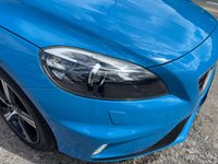 USED 2015 65 VOLVO V40 2.0 D4 R-Design Lux Nav Hatchback 5dr Diesel Manual Euro 6 (s/s) (190 ps) 1 OWNER + NAV + SENSORS + FDSH + PANORAMIC SUNROOF + FSH