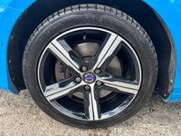 USED 2015 65 VOLVO V40 2.0 D4 R-Design Lux Nav Hatchback 5dr Diesel Manual Euro 6 (s/s) (190 ps) 1 OWNER + NAV + SENSORS + FDSH + PANORAMIC SUNROOF + FSH